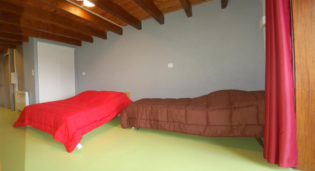 Gite Du Haut Cantal - Appartements Meubles Avec Kitchenette Et Chambres Sans Kitchenette Condat  Eksteriør billede