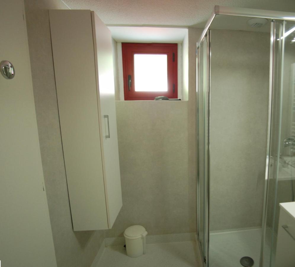 Gite Du Haut Cantal - Appartements Meubles Avec Kitchenette Et Chambres Sans Kitchenette Condat  Eksteriør billede